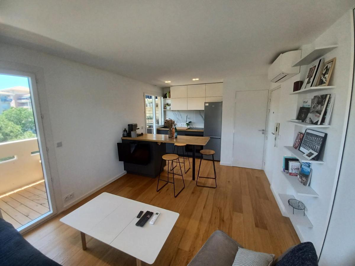 Superbe Appartement A 100M De La Mer, Et A Cote De La Base Nature Frejus Exterior photo