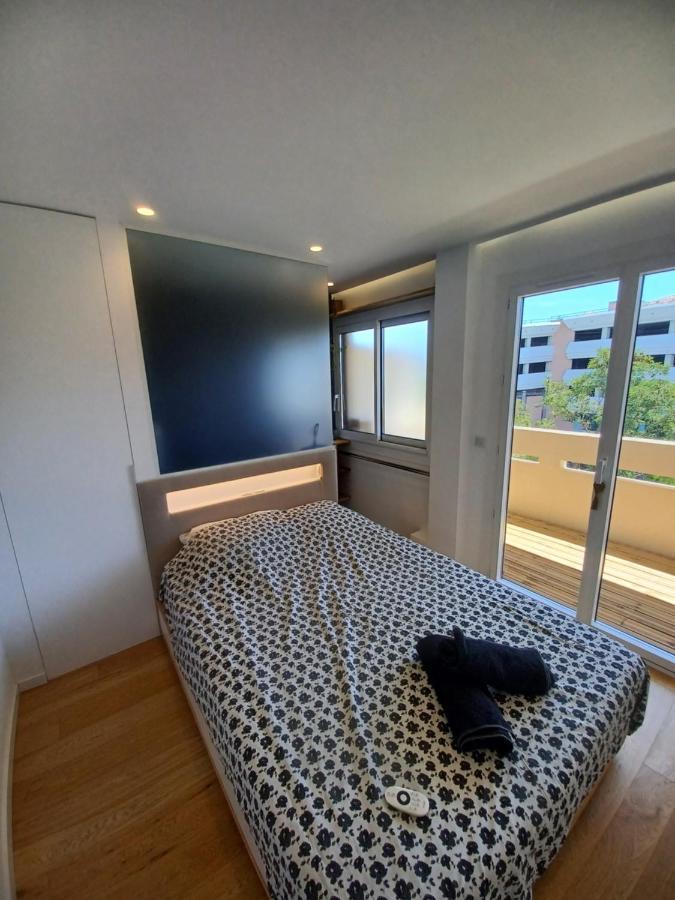 Superbe Appartement A 100M De La Mer, Et A Cote De La Base Nature Frejus Exterior photo
