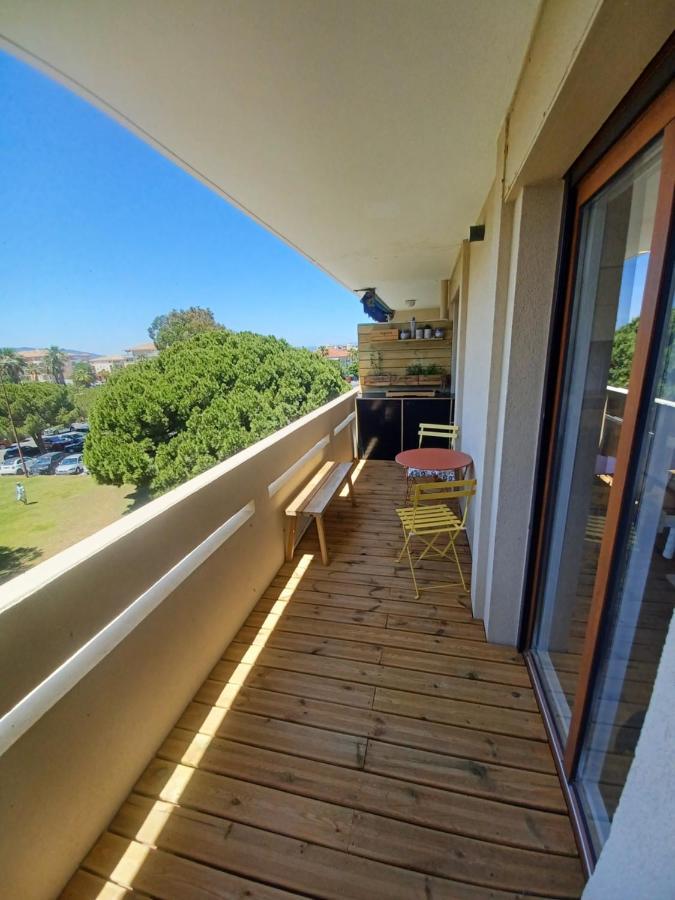 Superbe Appartement A 100M De La Mer, Et A Cote De La Base Nature Frejus Exterior photo